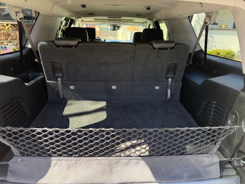 Used 2019 Chevrolet Suburban LT image 5