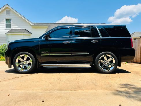 Used 2016 GMC Yukon Denali w/ Open Road Package AWD/4WD image 2