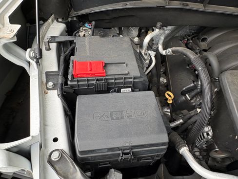 Used 2019 Chevrolet Silverado 1500 LTZ w/ LTZ Plus Package AWD/4WD image 9