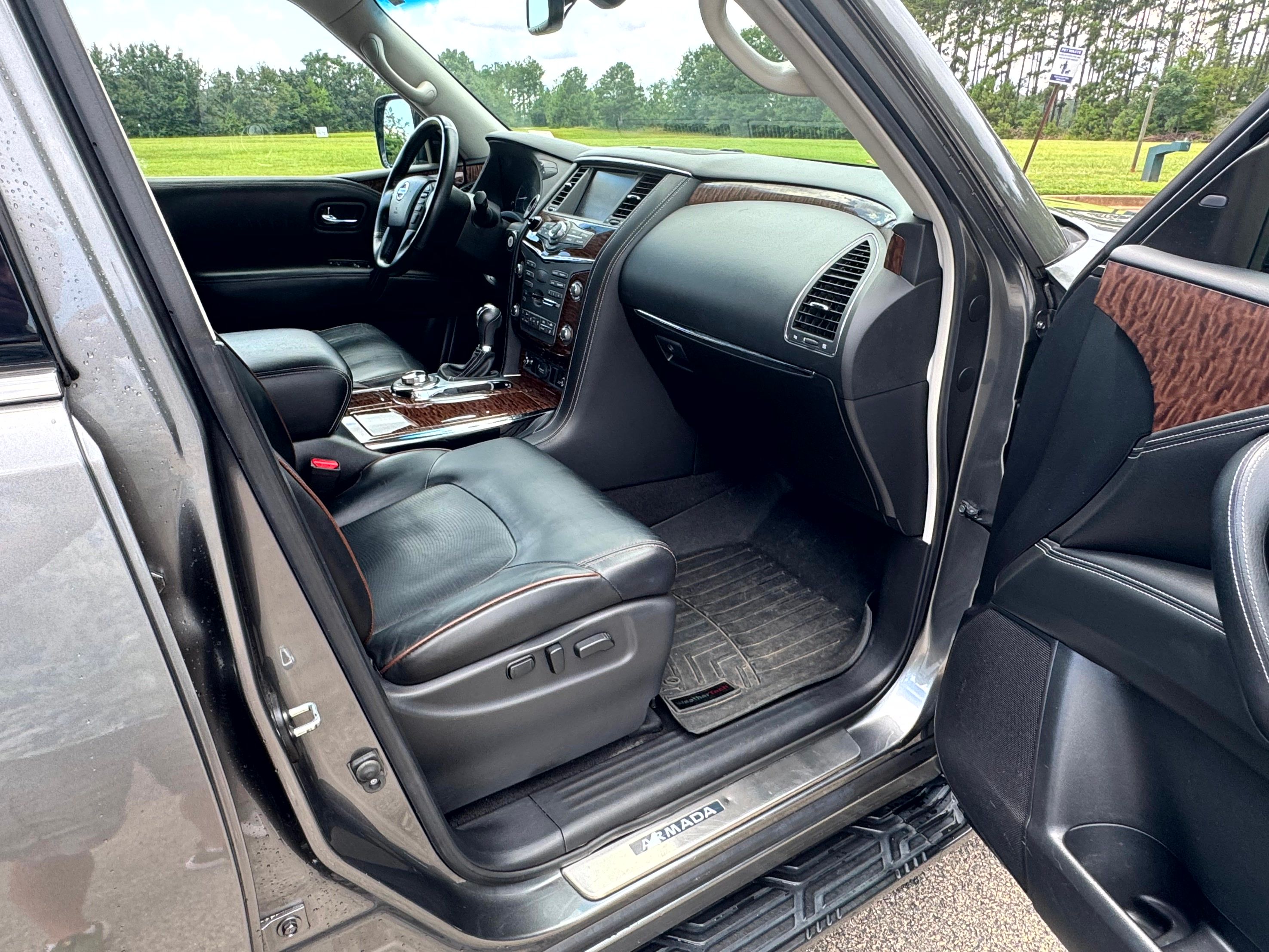 Used 2017 Nissan Armada Platinum w/ Captain Seat Package AWD/4WD image 14
