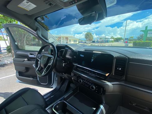 Used 2024 Chevrolet Silverado 2500 LTZ w/ LTZ Plus Package image 12