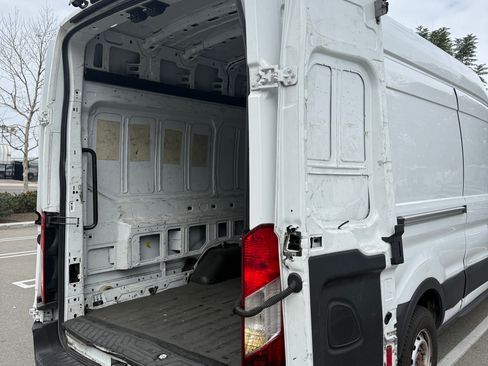 Used 2020 Ford Transit 250 148 High Roof Extended image 10