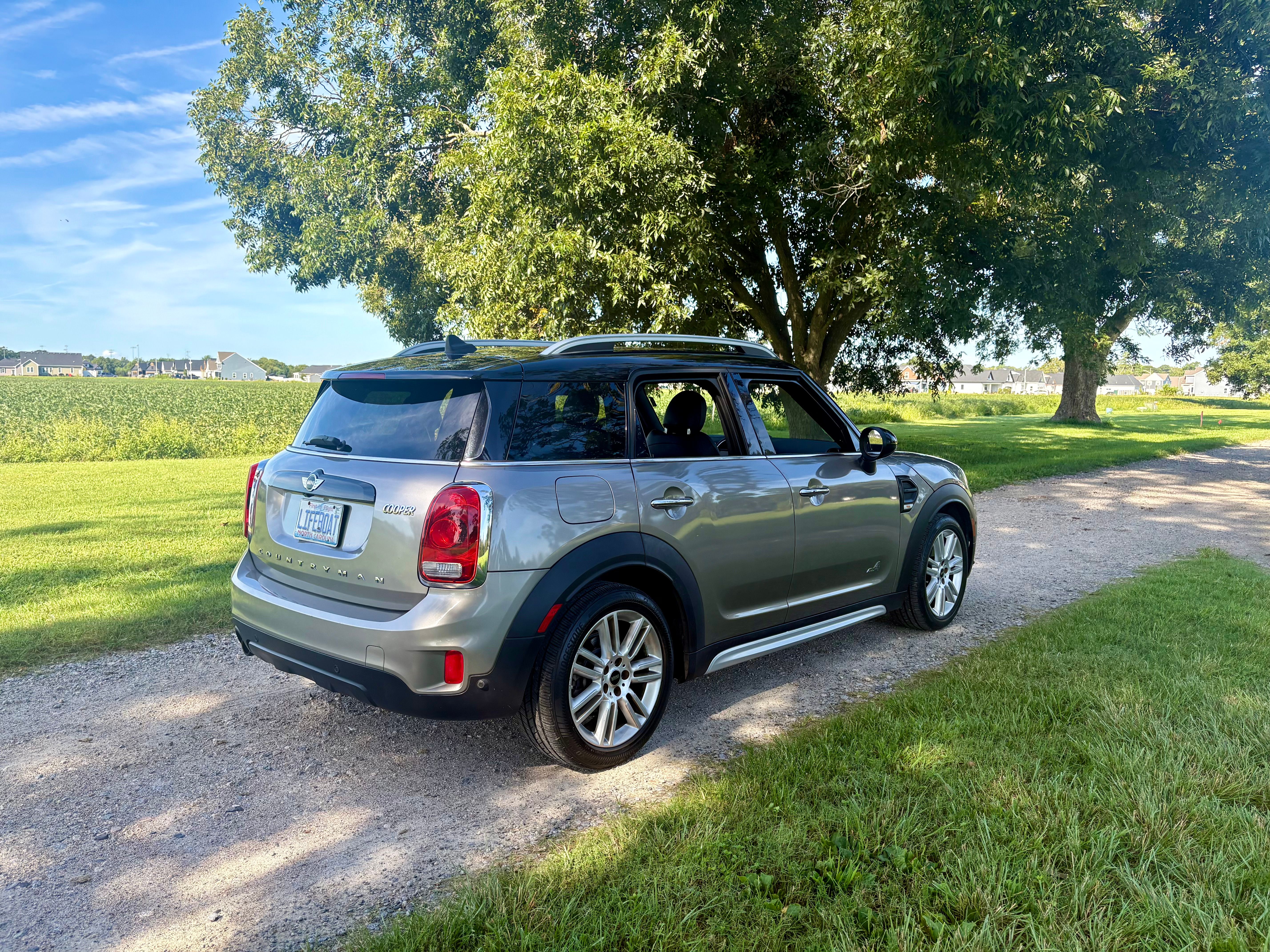 Used 2017 MINI Cooper Countryman ALL4 AWD/4WD image 2