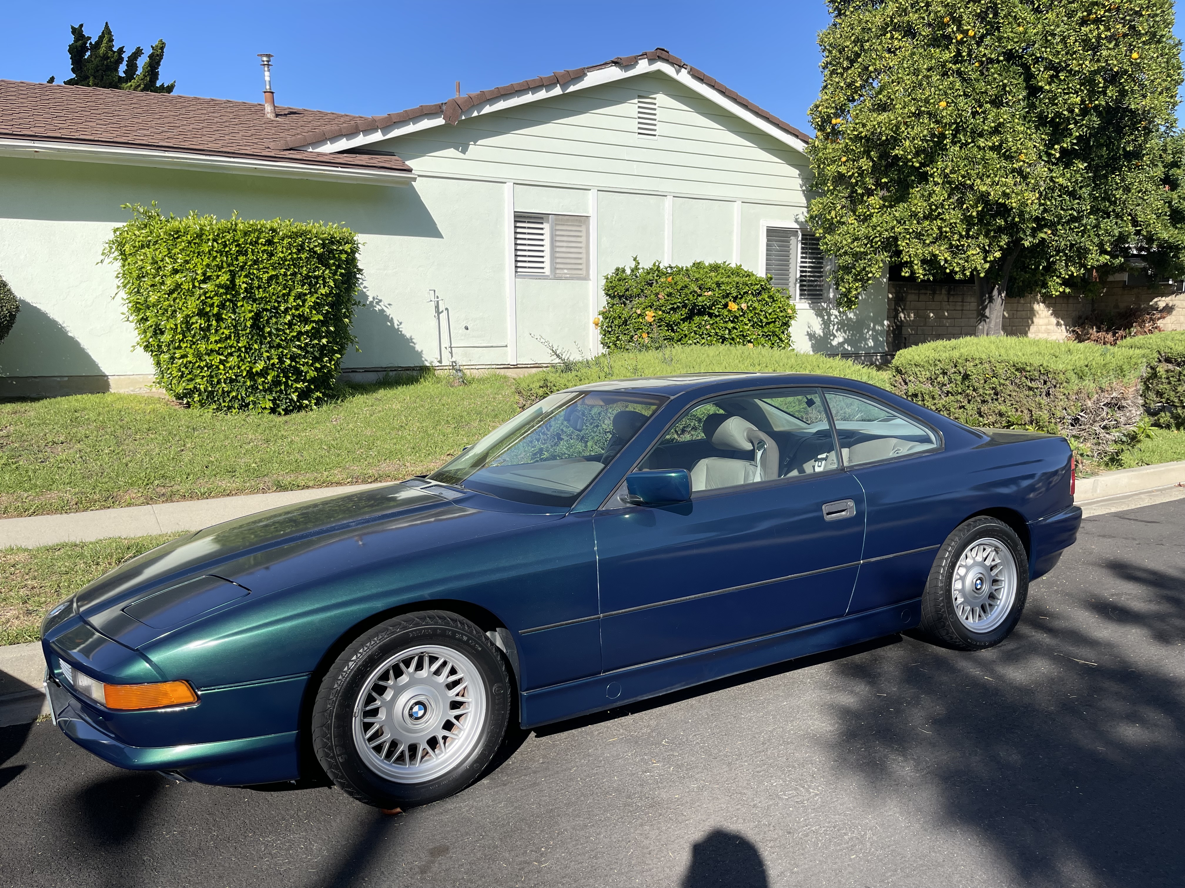 Used 1993 BMW 850Ci RWD image 2