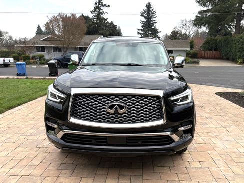 Used 2019 INFINITI QX80 Luxe w/ 22" Wheel Package image 2