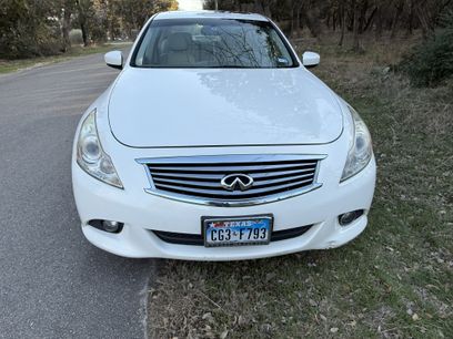 Used 2011 INFINITI G37 Journey w/ Premium Pkg