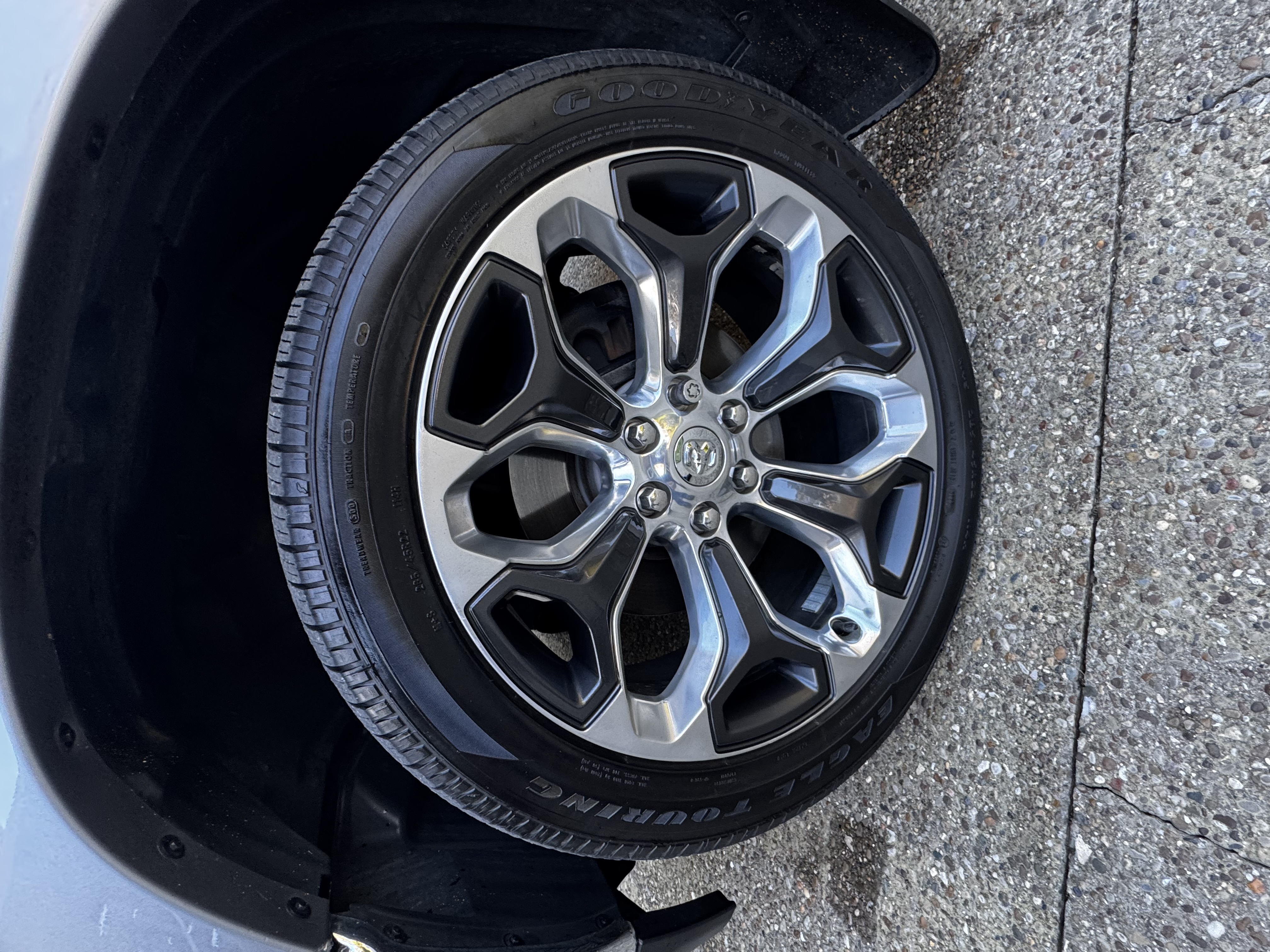 Used 2020 RAM 1500 Limited AWD/4WD image 8