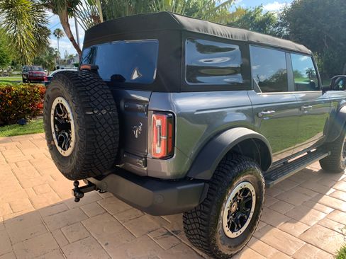 Used 2023 Ford Bronco Outer Banks image 5