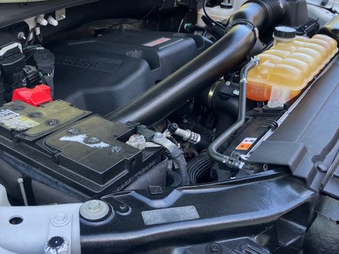 Used 2018 Ford F150 Raptor w/ Equipment Group 802A Luxury AWD/4WD image 11