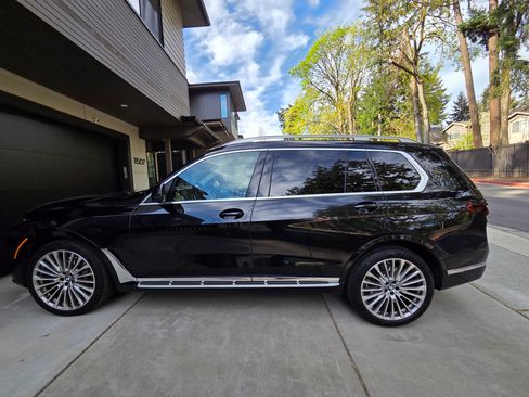 Used 2024 BMW X7 xDrive40i AWD/4WD image 5