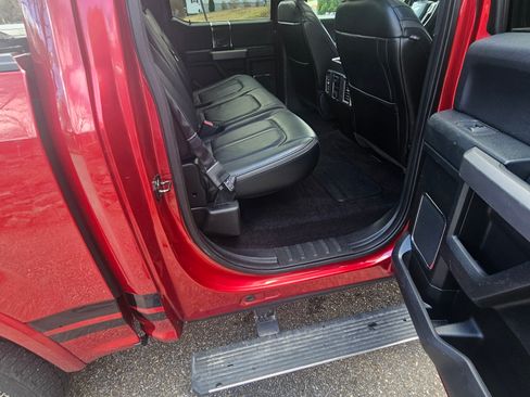 Used 2016 Ford F150 Platinum w/ Equipment Group 701A Luxury image 11