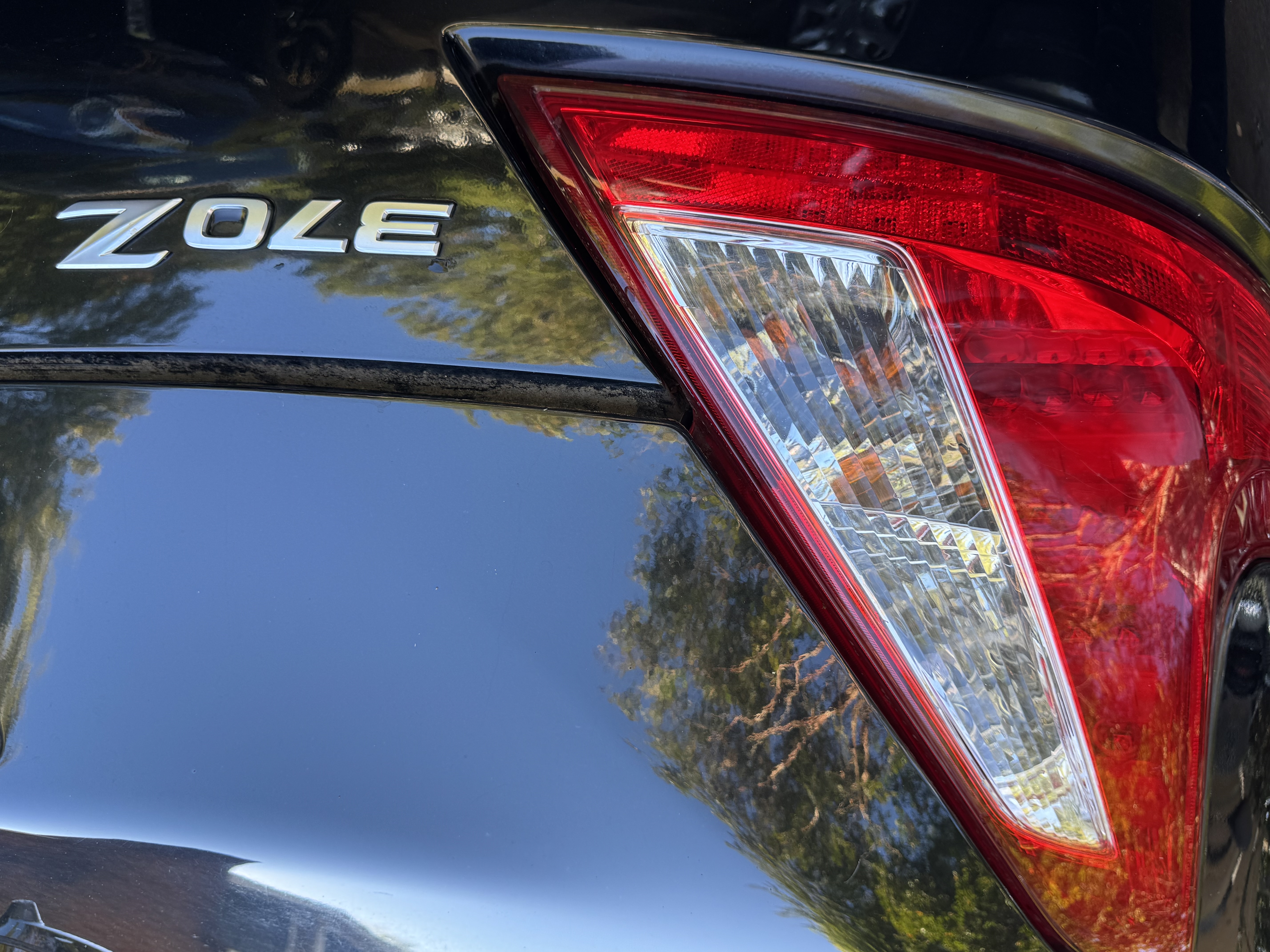 Used 2011 Nissan 370Z Touring RWD image 13