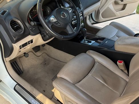 Used 2013 Nissan Maxima 3.5 SV w/ Premium Pkg FWD image 8