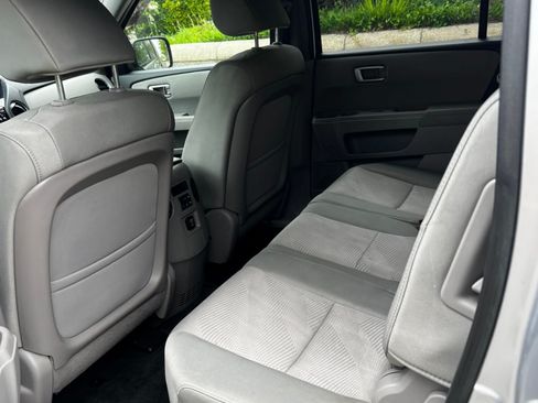 Used 2013 Honda Pilot LX image 12
