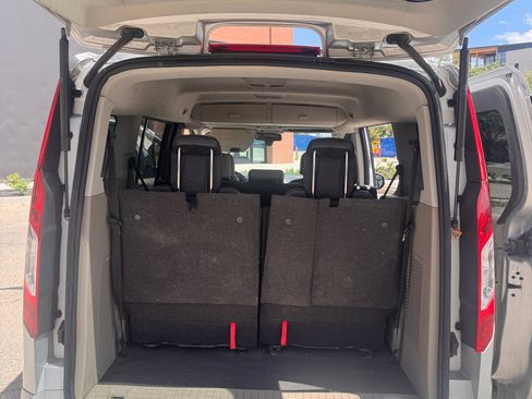 Used 2015 Ford Transit Connect Titanium FWD image 10