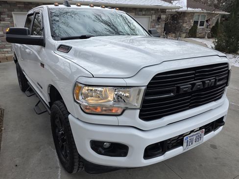 Used 2019 RAM 2500 Big Horn w/ Night Edition image 5