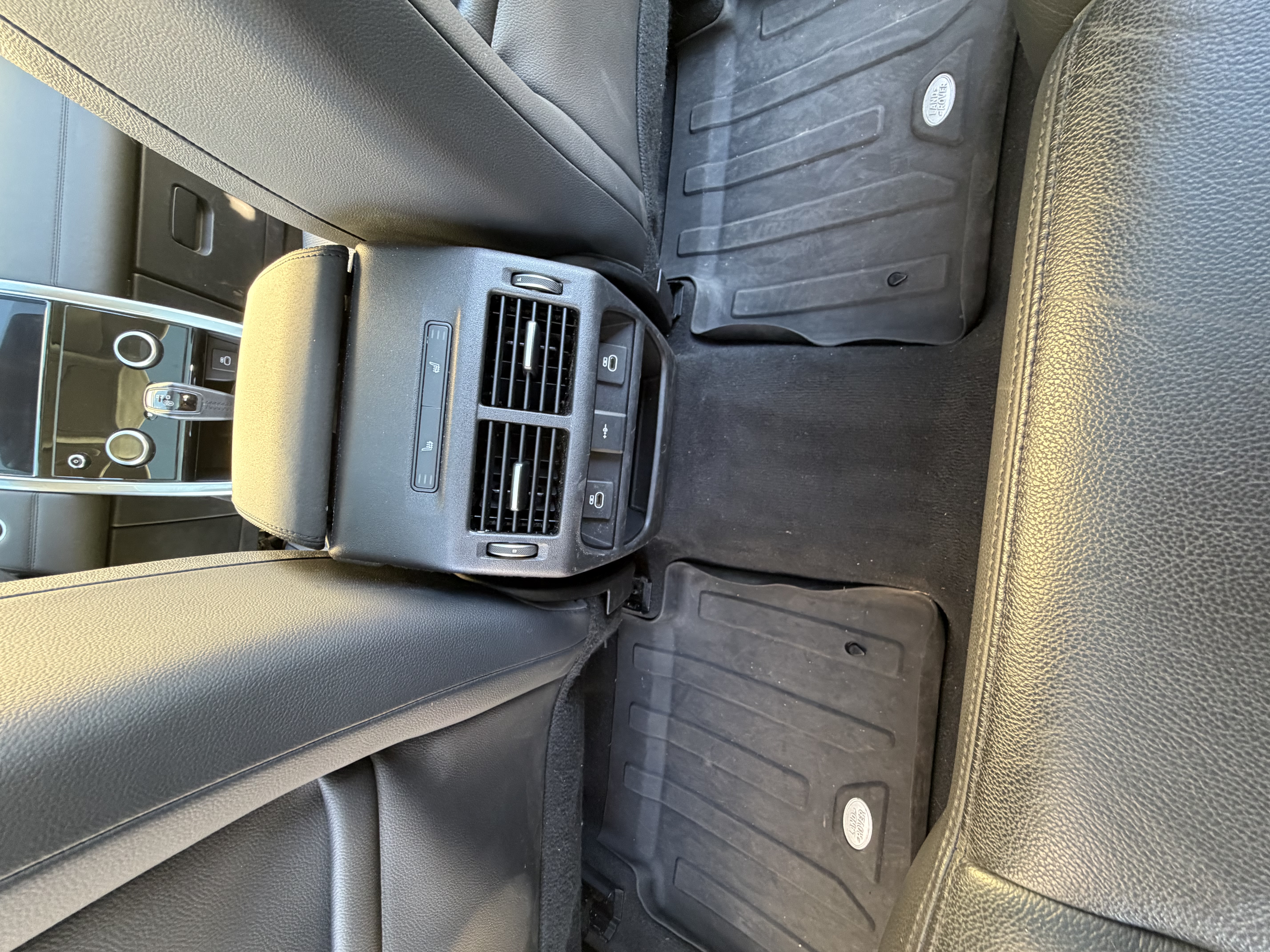 Used 2022 Land Rover Discovery Sport S AWD/4WD image 11