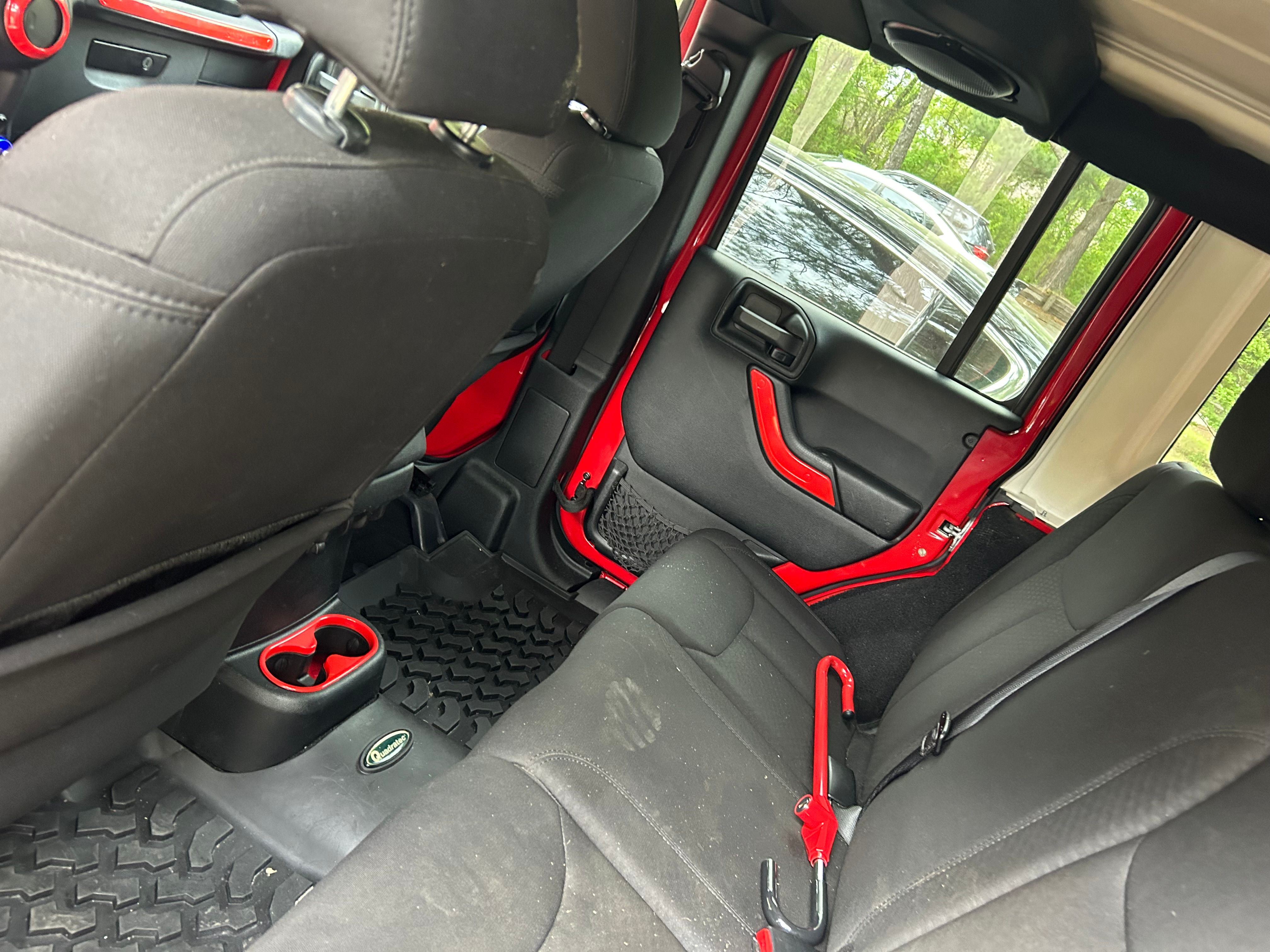 Used 2014 Jeep Wrangler Unlimited Sport w/ Quick Order Package 24S AWD/4WD image 14