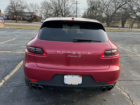 Used 2015 Porsche Macan S image 8