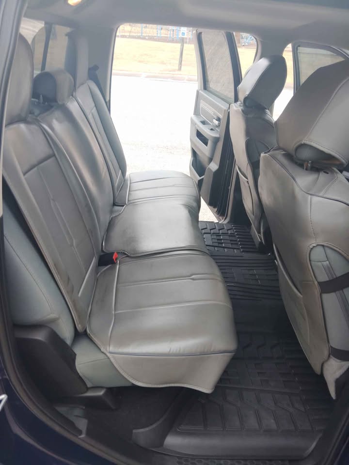 Used 2018 RAM 3500 SLT AWD/4WD image 12