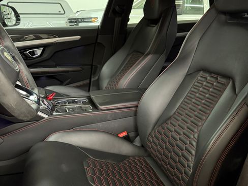 Used 2020 Lamborghini Urus image 6