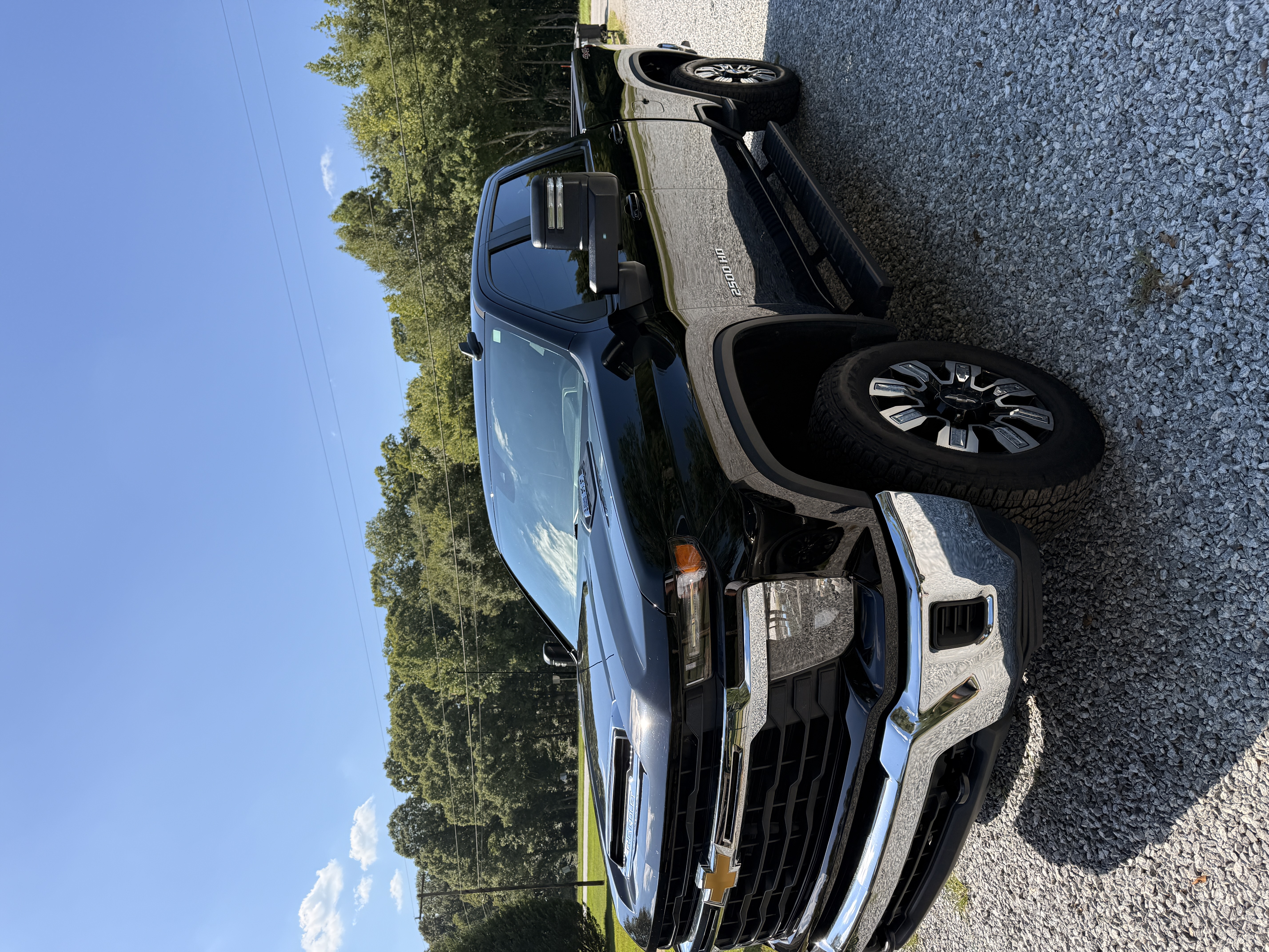 Used 2024 Chevrolet Silverado 2500 LT AWD/4WD image 19