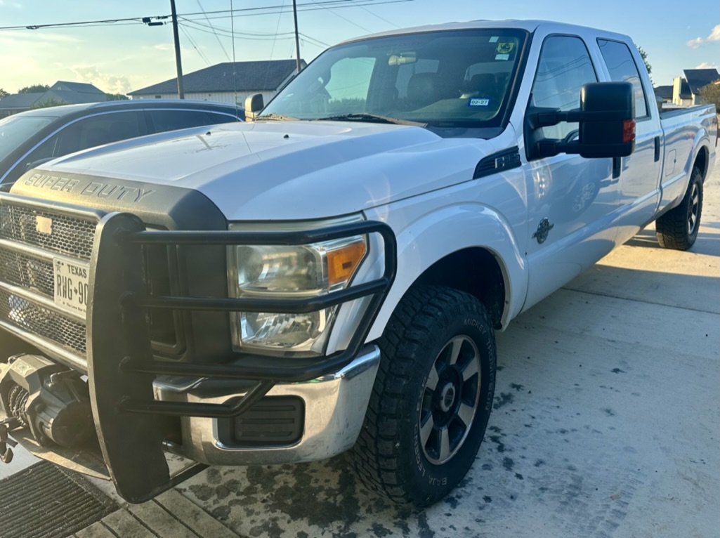 Used 2014 Ford F250 XL w/ Power Equipment Group AWD/4WD image 1