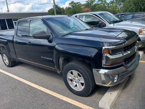 Used 2018 Chevrolet Silverado 1500 LT w/ All Star Edition AWD/4WD image 1