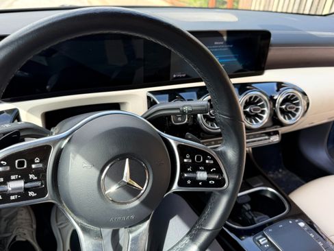 Used 2022 Mercedes-Benz CLA 250 image 9