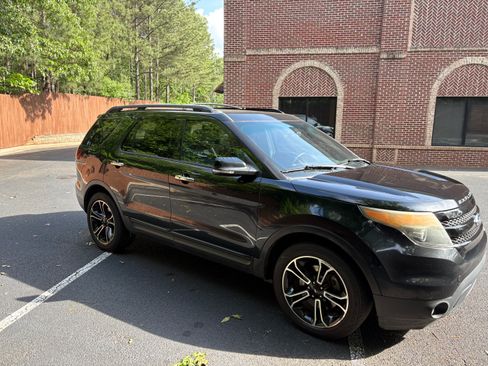 Used 2014 Ford Explorer Sport w/ Equipment Group 401A AWD/4WD image 4
