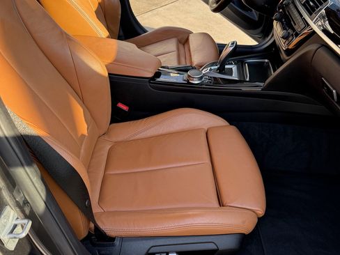 Used 2018 BMW 330e w/ Premium Package image 28