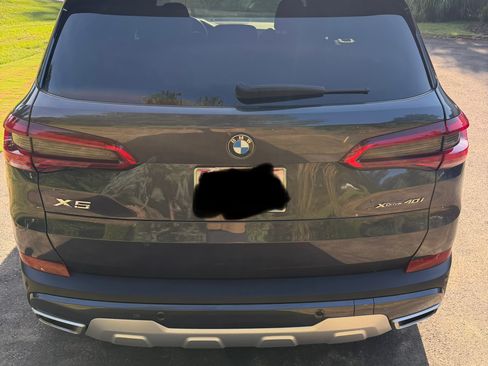 Used 2019 BMW X5 xDrive40i w/ Convenience Package AWD/4WD image 10