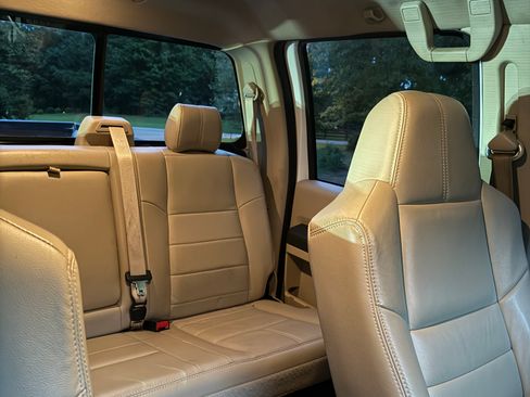 Used 2008 Ford F250 Lariat image 12