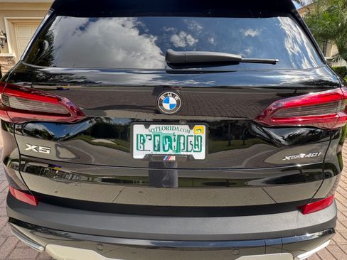 Used 2023 BMW X5 xDrive40i w/ Premium Package image 5