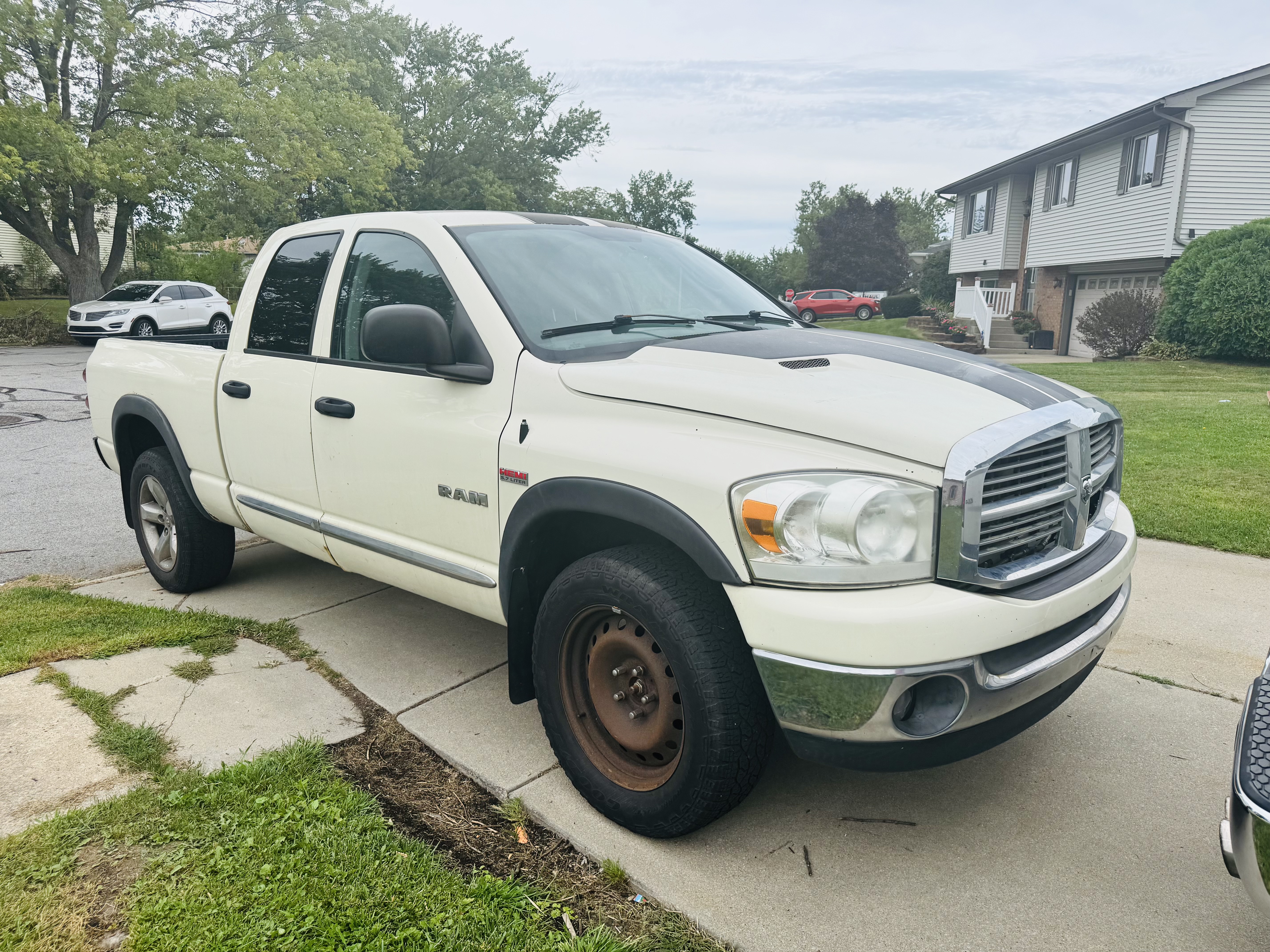 Used 2008 Dodge Ram 1500 Truck SLT w/ Cool Chrome Pkg AWD/4WD image 4
