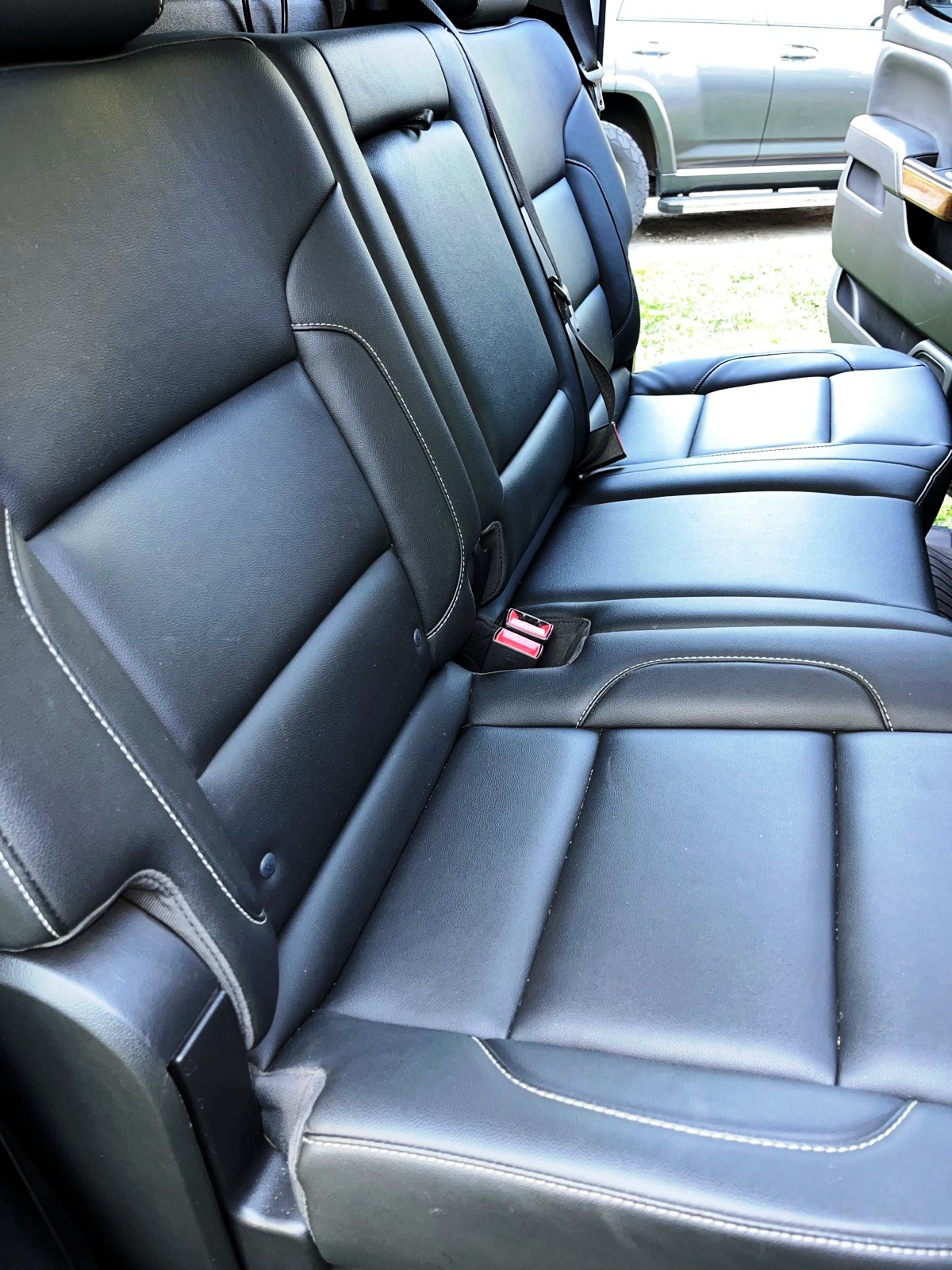 Used 2018 Chevrolet Silverado 2500 LTZ w/ Duramax Plus Package AWD/4WD image 10