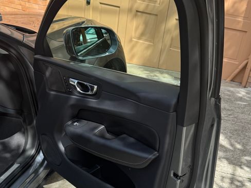 Used 2019 Volvo XC60 T6 Inscription AWD/4WD image 13