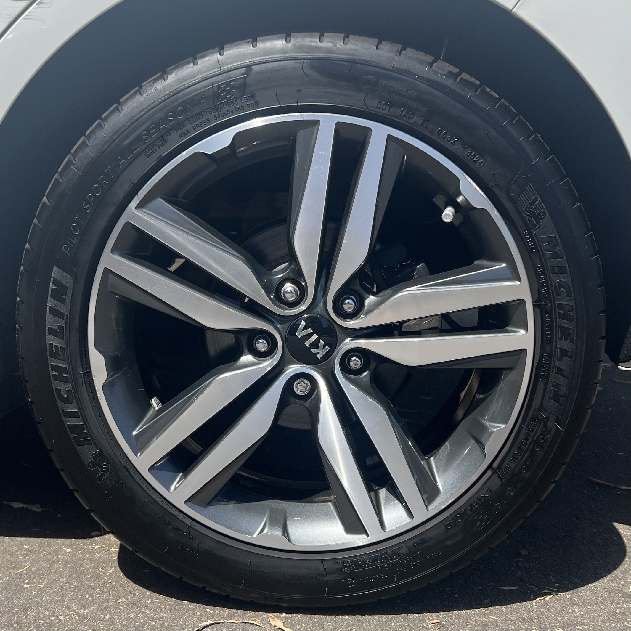 Used 2014 Kia Soul + FWD image 8