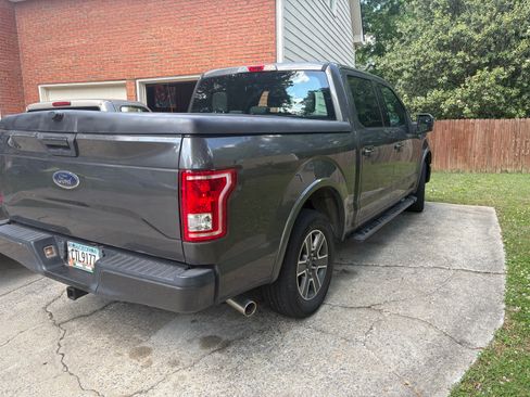 Used 2015 Ford F150 XLT w/ Equipment Group 301A Mid RWD image 5