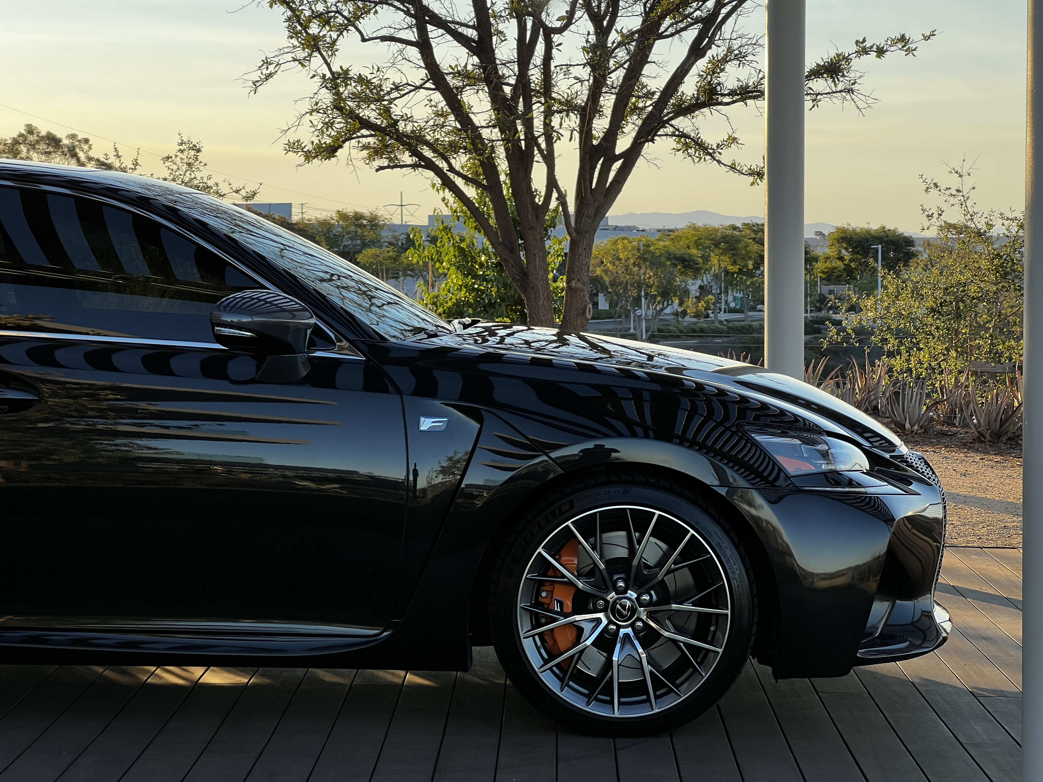 Used 2017 Lexus GS F w/ Preferred Accessory Package RWD image 5