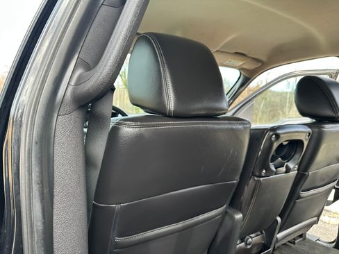 Used 2010 Ford F150 Lariat image 11