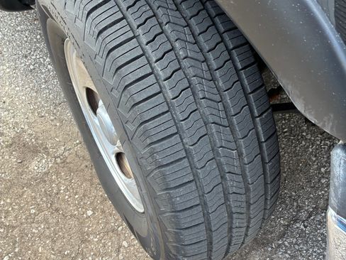 Used 2000 Ford F150 4x4 Regular Cab image 12