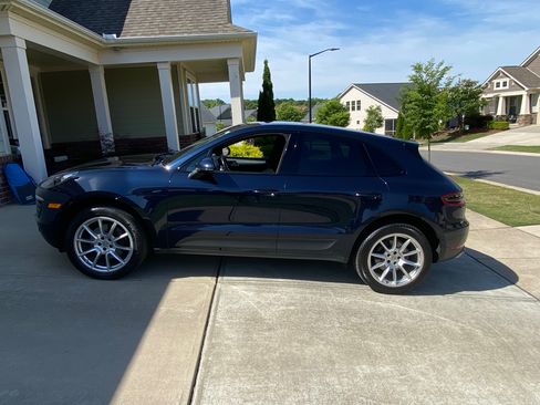 Used 2017 Porsche Macan AWD/4WD image 8