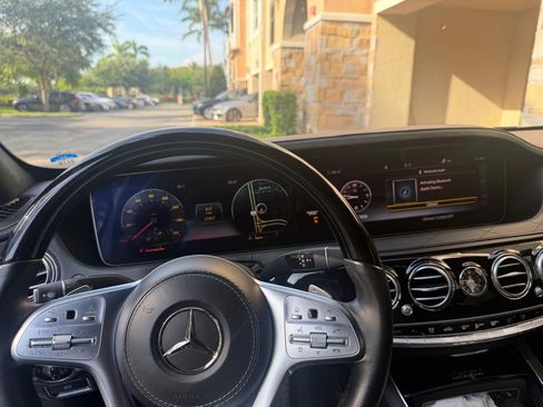 Used 2019 Mercedes-Benz S 560 Sedan image 10