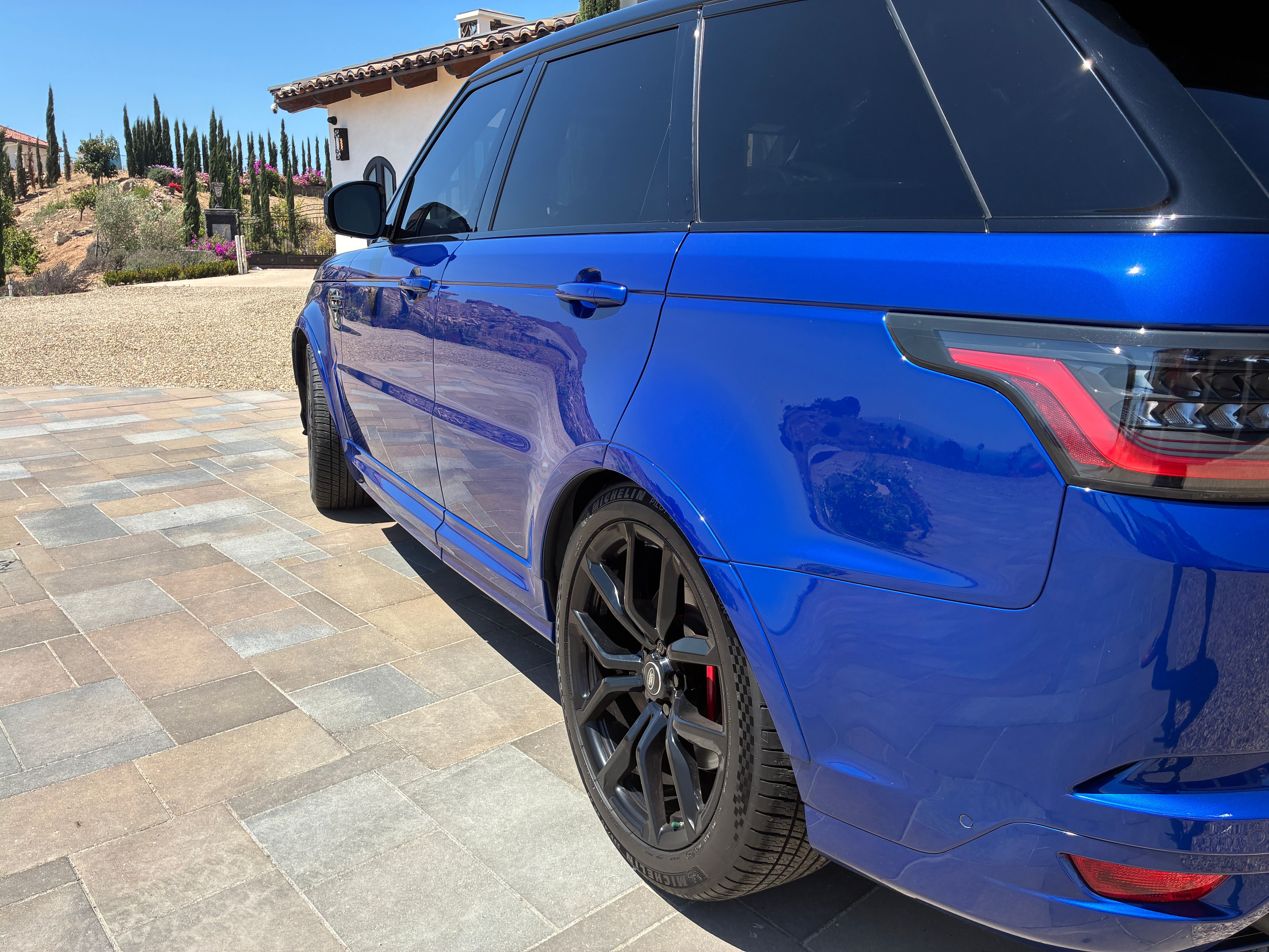 Used 2018 Land Rover Range Rover Sport SVR AWD/4WD image 6