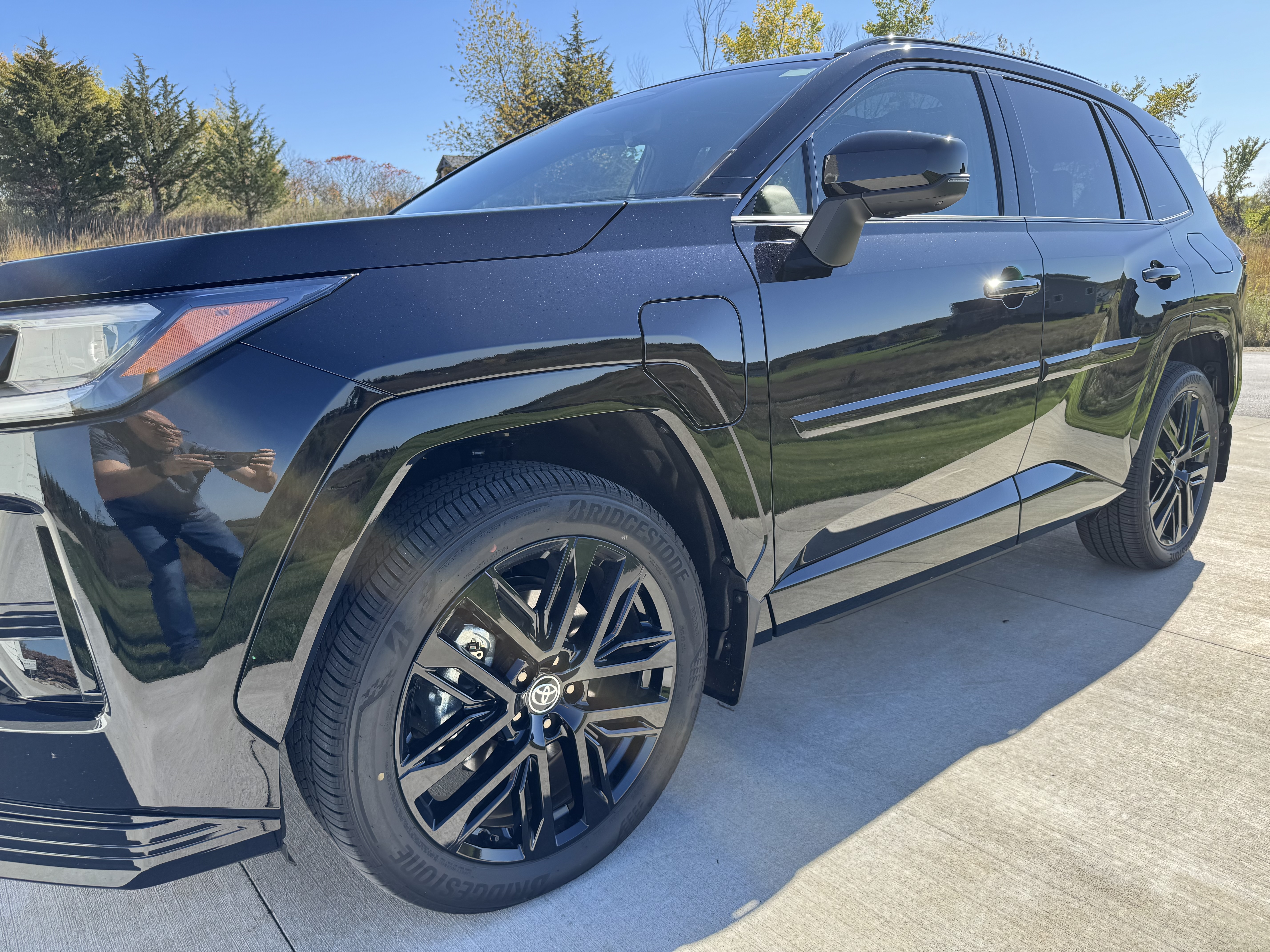 Used 2026 Toyota RAV4 XSE w/ Panoramic Sun Roof Package AWD/4WD image 6