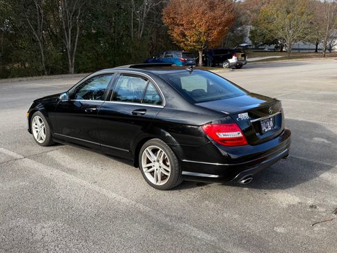 Used 2014 Mercedes-Benz C 300 4MATIC Sedan image 4