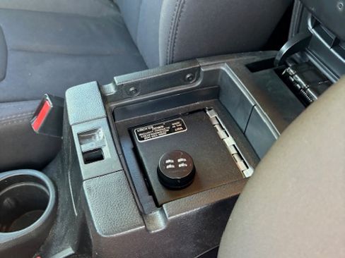 Used 2013 Jeep Wrangler Sport image 9