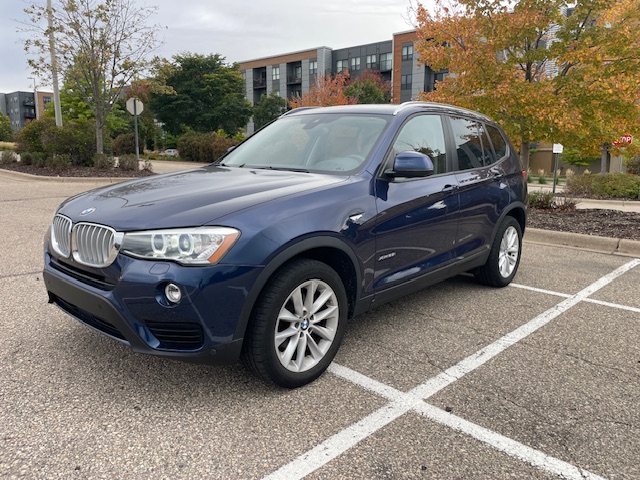 Used 2017 BMW X3 xDrive28i AWD/4WD image 1
