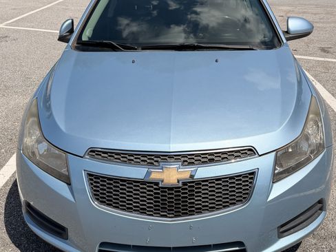 Used 2011 Chevrolet Cruze LTZ FWD image 4
